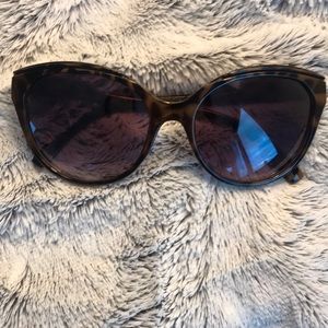 ⭐️2 for $12⭐️ Urban Outfitter Sunglasses